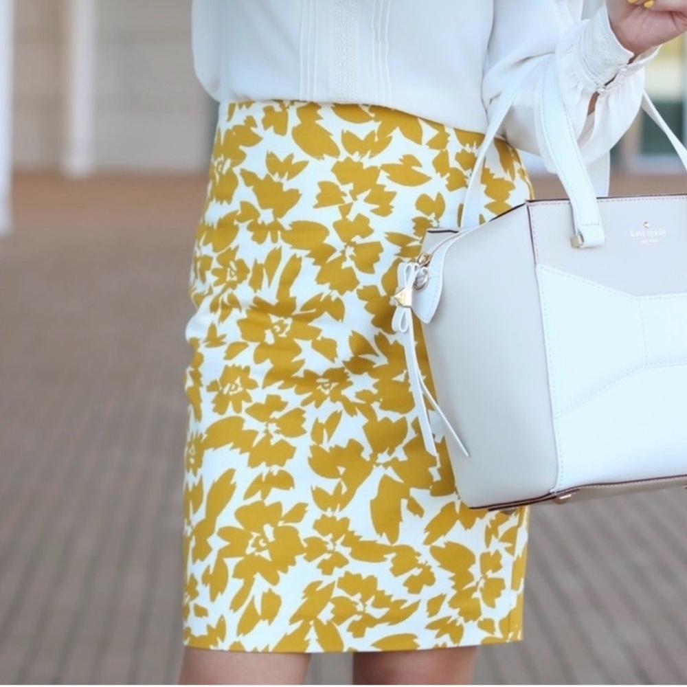 LOFT Womens Mustard Yellow White Fall Floral Pencil Skirt Size 4 petite